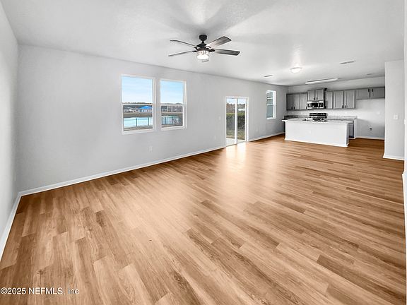 3rd image of 6890 LANGFORD Street