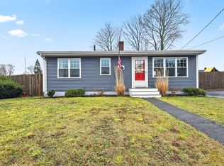 32 Westland St, Acushnet, MA 02743