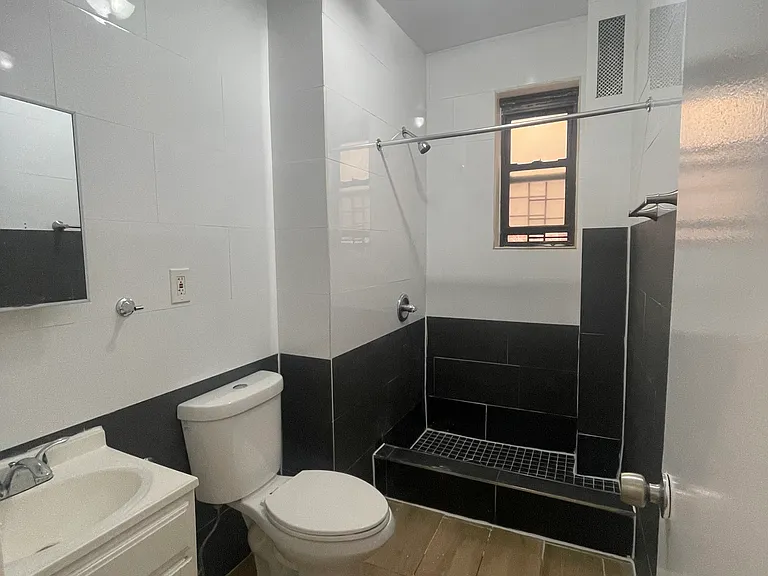 2485 Elm Pl #1 — Photo 6