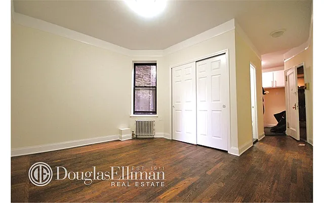 Rented by Douglas Elliman | media 15