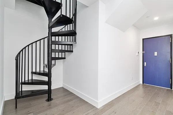 Rented by REAL New York | media 12