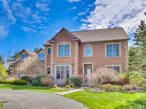 2nd image of 2948 Brookwind Dr