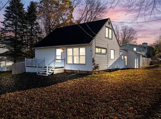200 Parker Ave, Liverpool, NY 13088