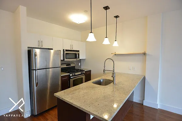 Rented by Yaffa Realty LLC | media 8