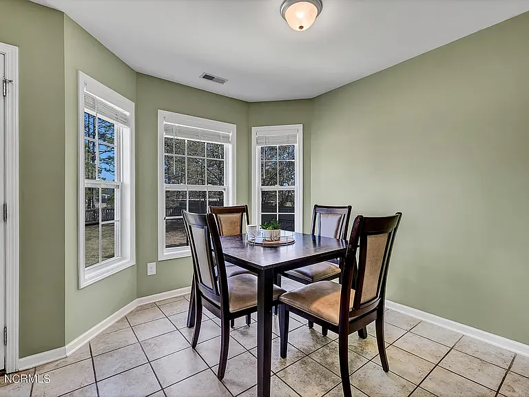 477 Sand Ridge Rd — Photo 5