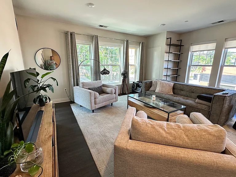 Ewing Place — Photo 25