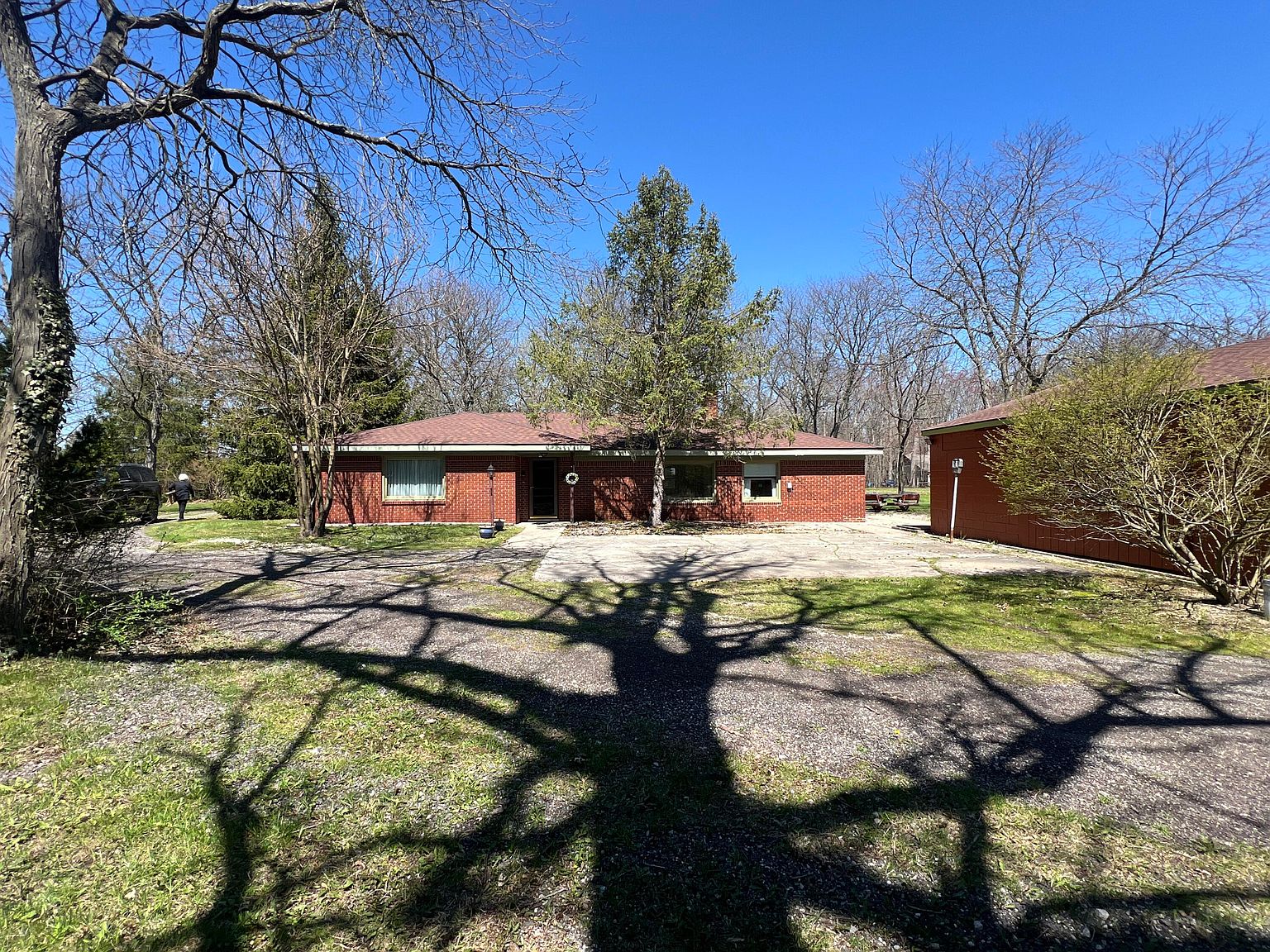 6271 Hitchingham Rd, Ypsilanti, MI 48197 | Zillow