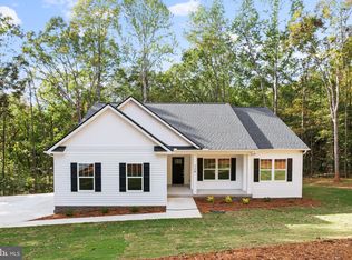 15318 Red Oak Ln, Mineral, VA 23117