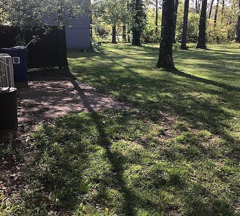 3rd image of 1631 Farmer Ave #B