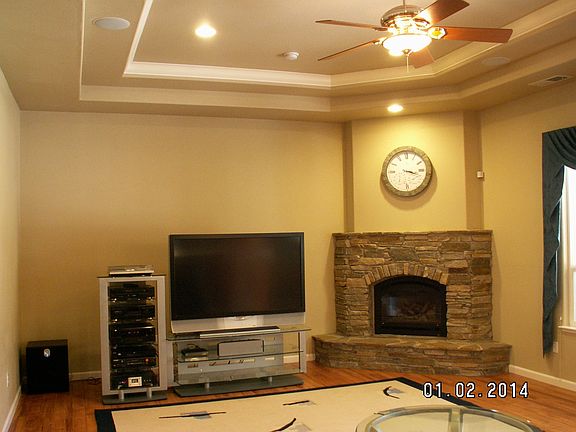 4th image of 3735 Mira Loma Dr