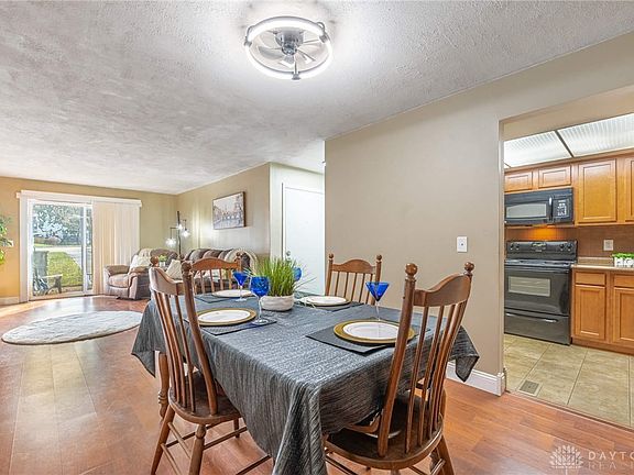 2nd image of 2421 W Alex Bell Rd