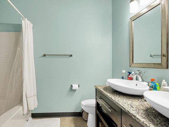 2nd image of 420 S San Pedro St APT 307