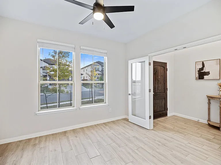 309 Greenway Dr — Photo 25
