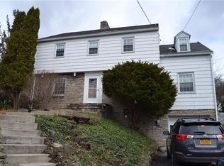 611 Nottingham Rd, Syracuse, NY 13224