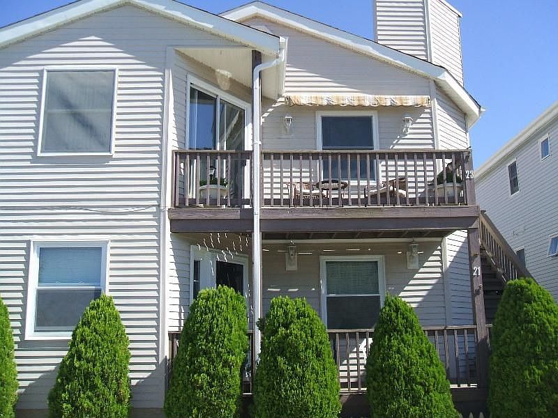 1st image of 23 Safe Harbor Dr
