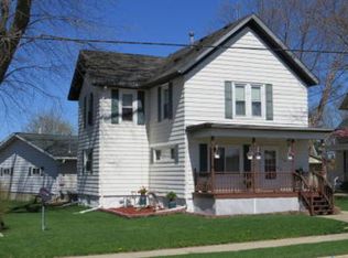 1208 E Main St, Watertown, WI 53094