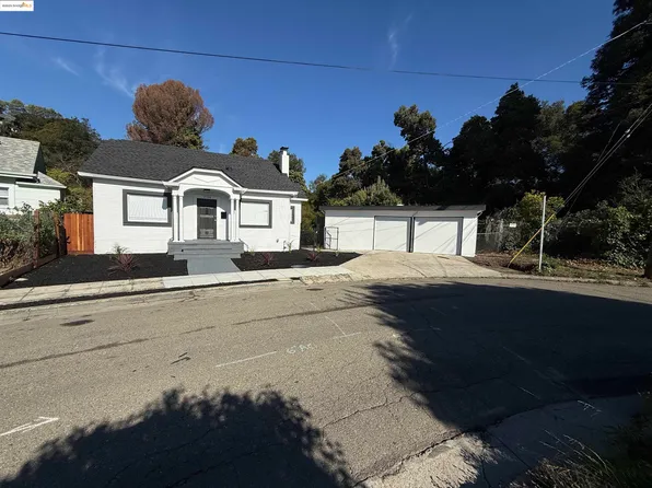 2106 Woodbine Ave, Oakland, CA 94602