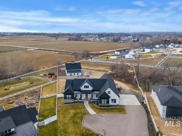 14933 Red Barn Ct, Caldwell, ID 83607