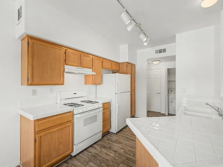 1050 E Cactus Ave #2070 — Photo 12