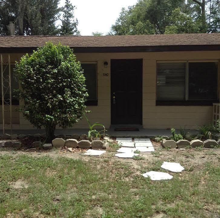 1st image of 840 E Graves Ave
