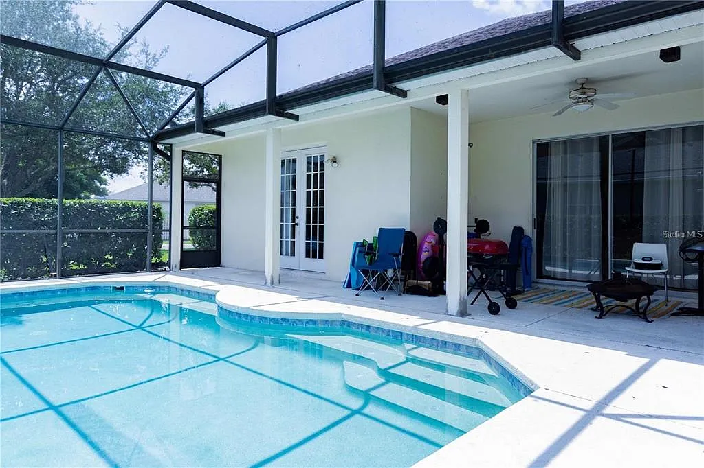 4 bed, 2.0 bath, 1753 sqft, $3,150 — Photo 3