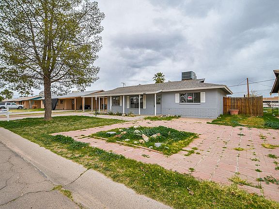 3rd image of 1442 N Morrison Ave
