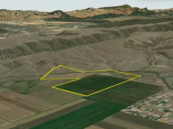 2nd image of E Henrie Rd