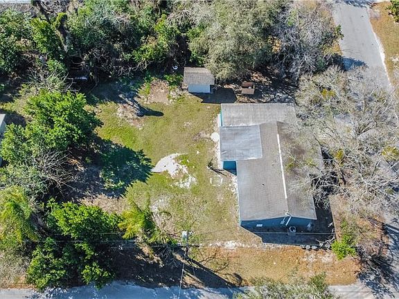 3rd image of 9411 Bethune Dr
