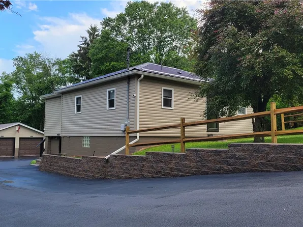374 Broadway St, Rockwood, PA 15557