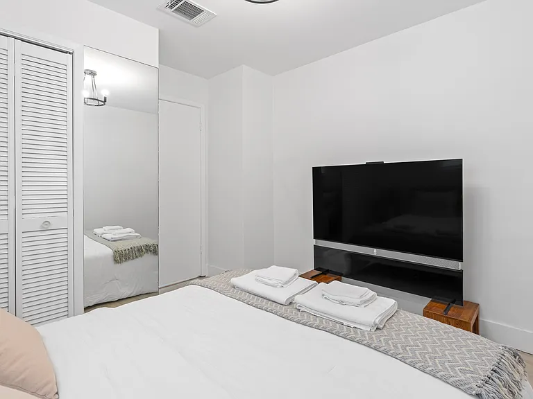 1332 Granada Blvd — Photo 9