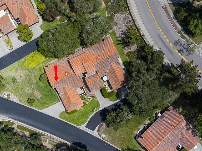 18 Stanford Cir — Photo 36