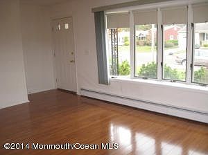 2nd image of 3 Burlington Ct