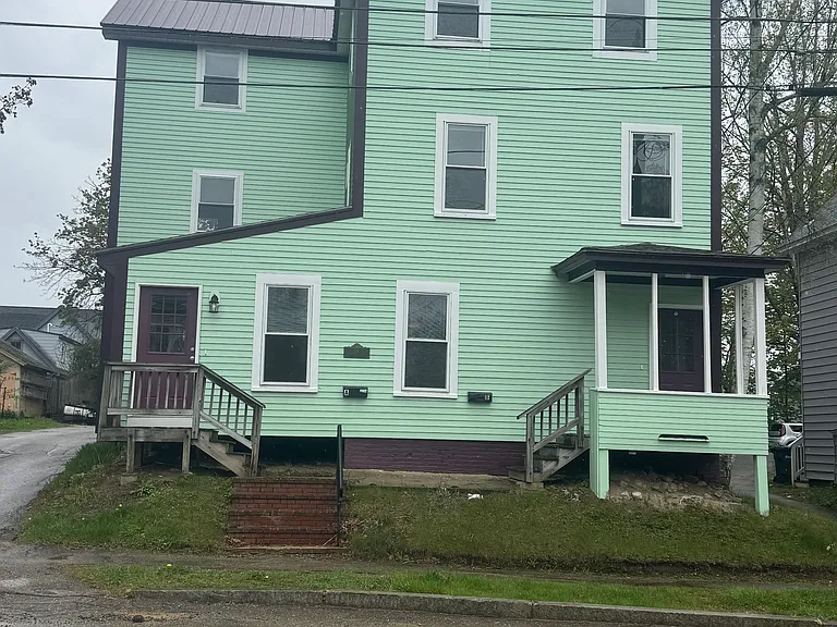 18 Jewett St #B — Photo 17