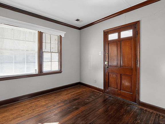 4th image of 1068 Mount Vernon Rd