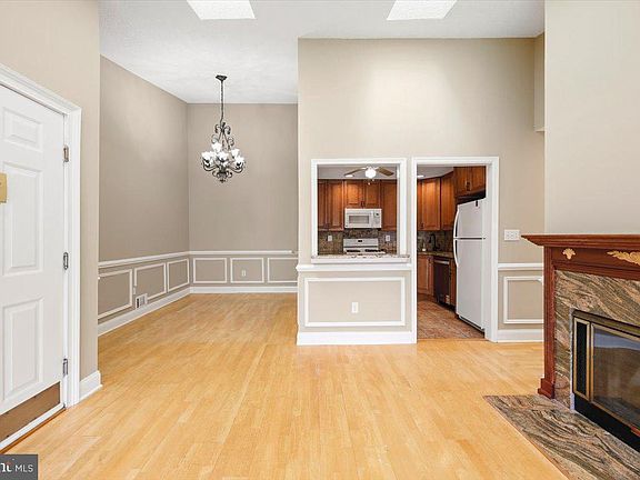 4th image of 47 Mendrey Ct