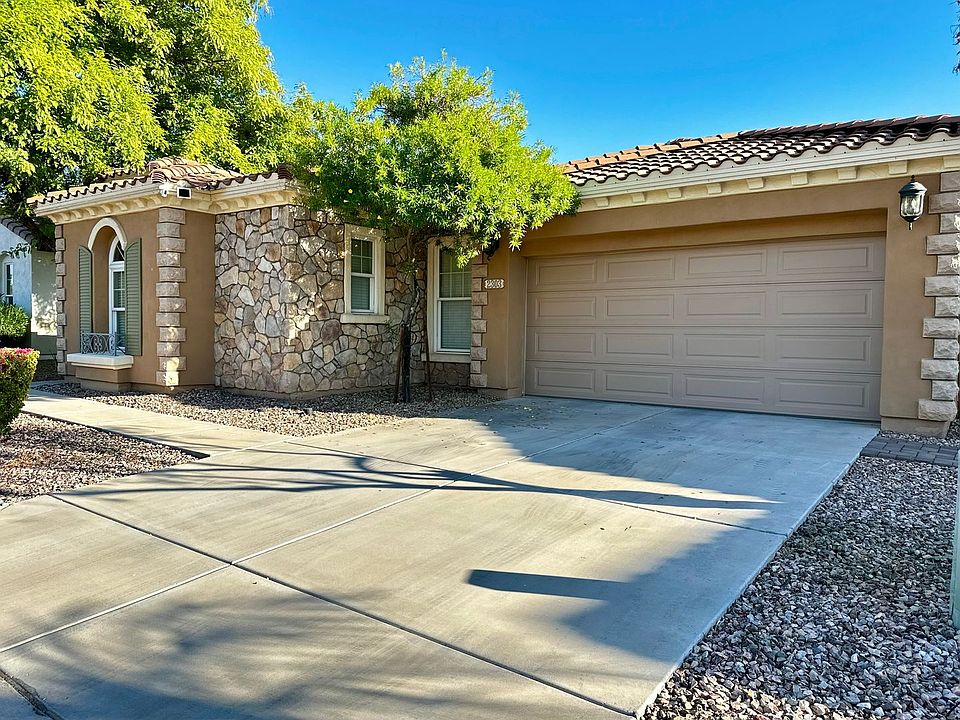 1st image of 2303 E Dogwood Dr