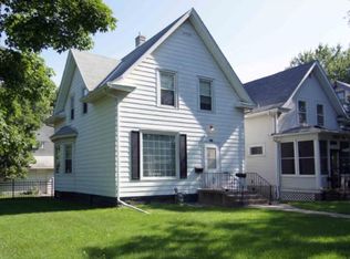 2017 Selby Ave, Saint Paul, MN 55104