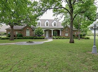 305 Kings Rd, Double Oak, TX 75077