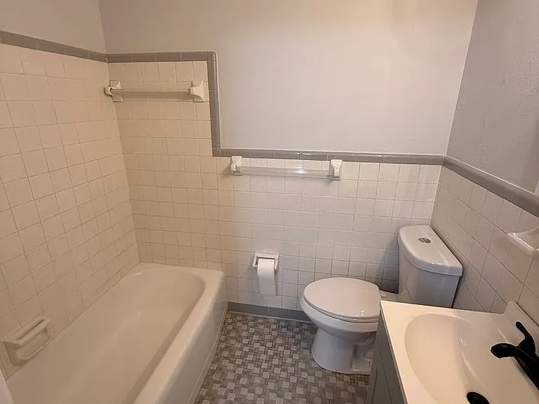 310 N Gadsden St #3 — Photo 6