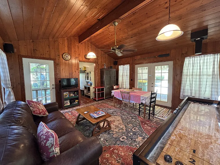 5030 Newtown Rd — Photo 16