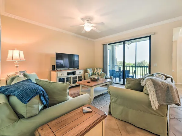 7121 River Hammock Dr, Bradenton, FL