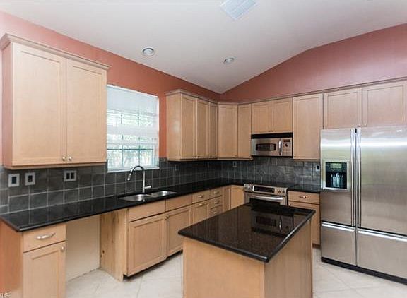 5th image of 12835 Carrington Cir #7-202