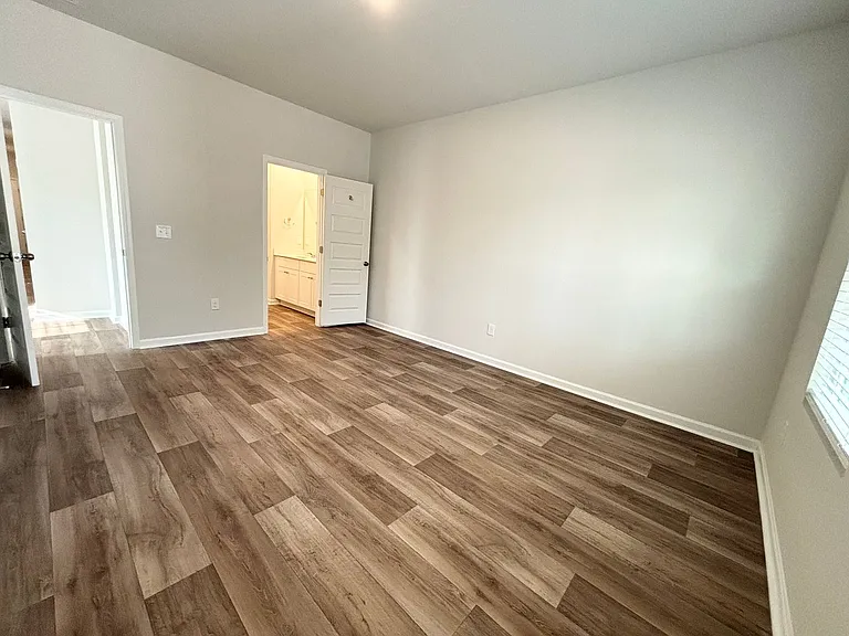 1033 Arborwood Dr SW — Photo 27