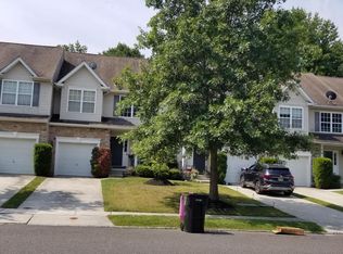 304 Hidden Dr, Blackwood, NJ 08012