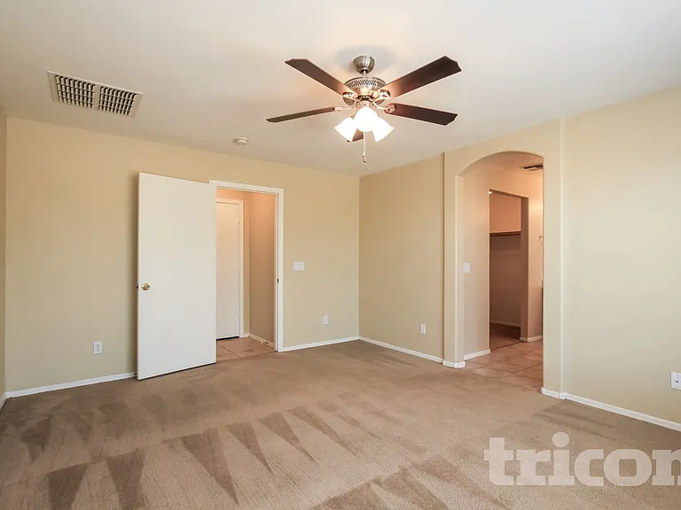 15072 W Buchanan St — Photo 6