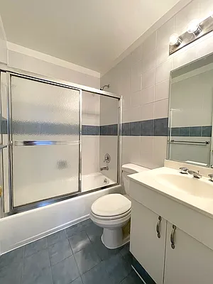 Rented by Compass | media 16