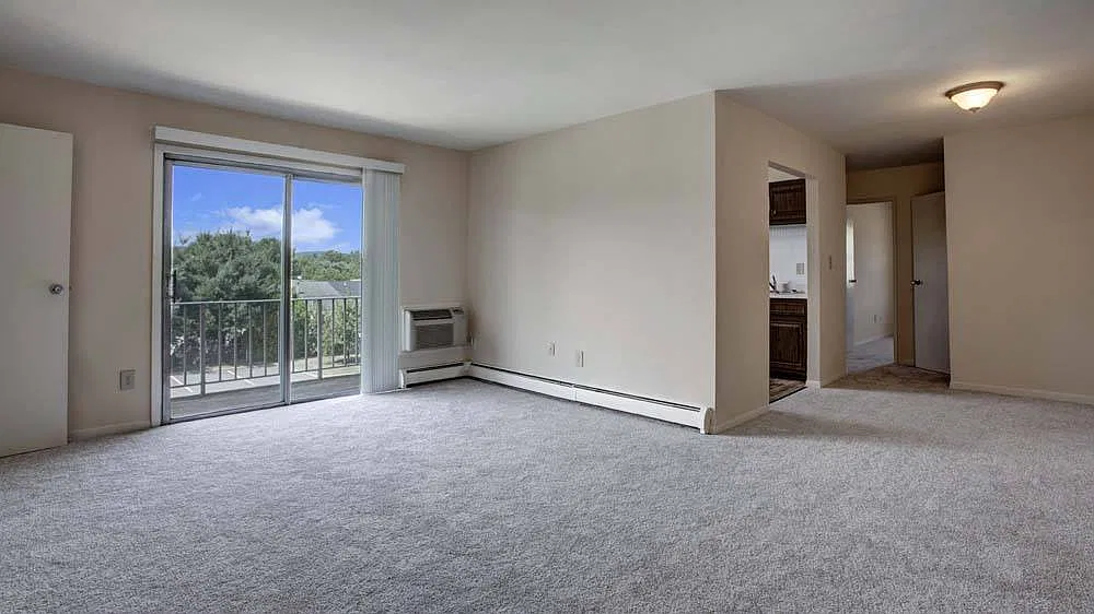 Washington Gardens Apartments — Photo 4