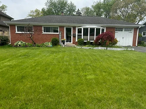 412 N Forest Ave Photo 1