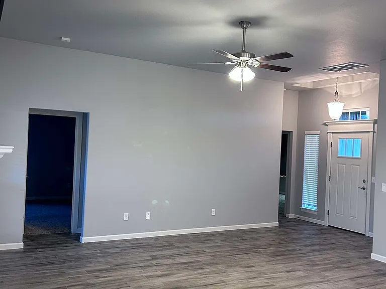 8913 SW 42nd St — Photo 10