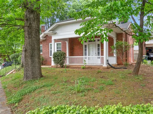 815 Miller St, Winston Salem, NC 27103